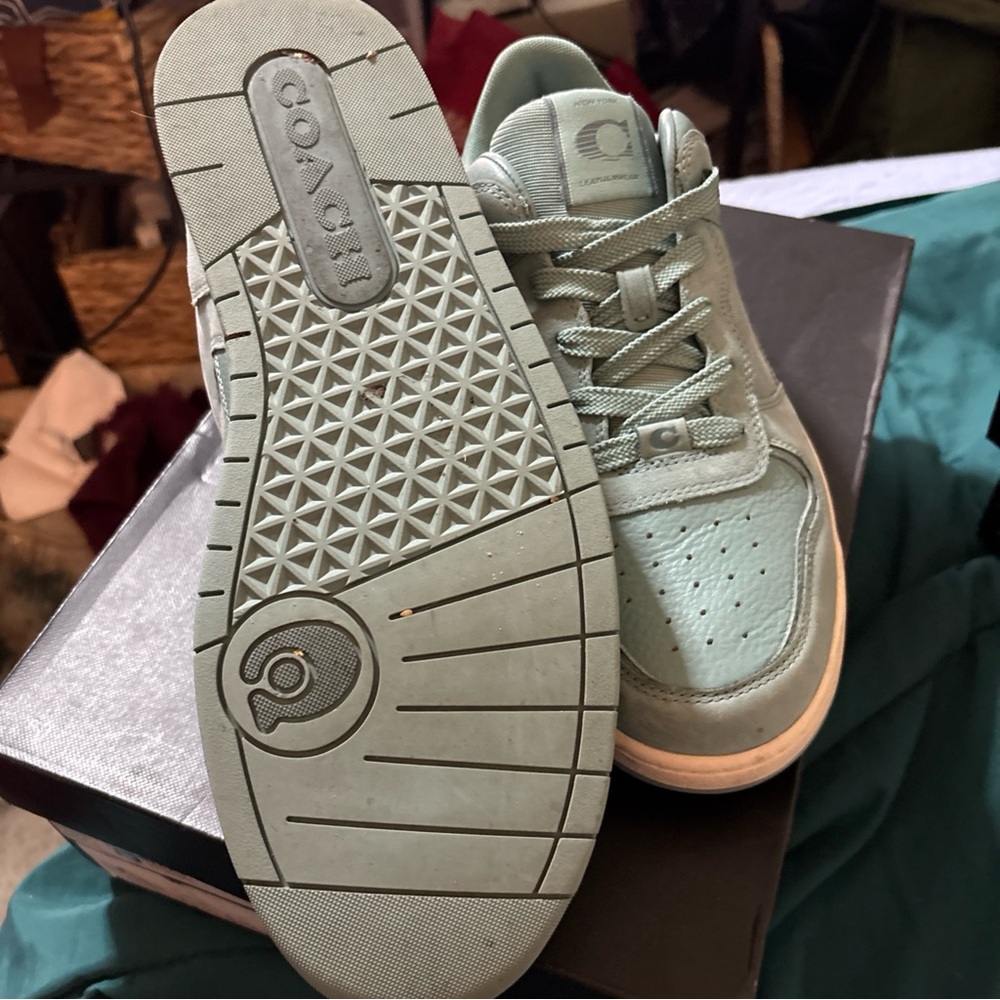 NIB Coach Aquamarine Leather , Signature Printed Sneakers,!size 9.5D - Picture 8 of 9